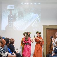 20170401173659-9ce4b2e6-me