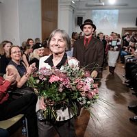 20191107224603-6d6573f1-me