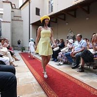 20170629215651-7f23eee0-me