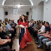 20191107223355-c86cb715-me