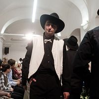 20181104162607-46ffeda3-me