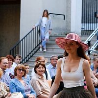 20170629215608-3d573860-me