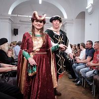 20191107215251-48d35cb9-me