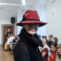 20181104180657-fa96a6a8-me