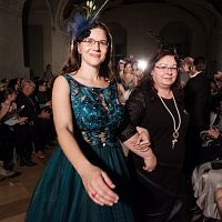 20181104201755-adcb75c6-la