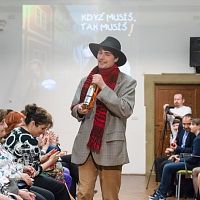 20170401173811-018c1804-me