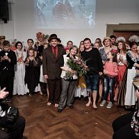 20191107224536-4c9079f4-me