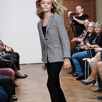 20191107220413-e72d9171-me