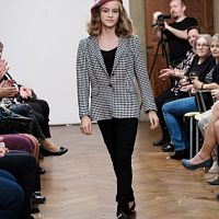 20191107220409-ae8f4a13-me