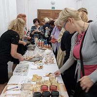 20191107225237-a1ee95cd-la