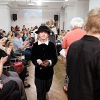 20191107224226-62f0a989-me