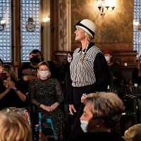 20201007131659-bb9322f4-la