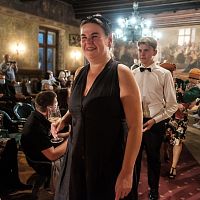 20201007010314-34273852-xl