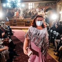 20201007132218-5c8b9d77-la