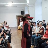 20181104180609-4cc055a9-me