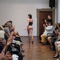 20181104180121-9fe75e06-me