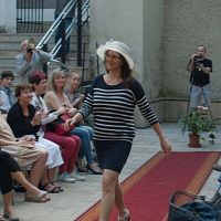 20170629215748-ad6dd0f0-me