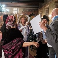 20201007005815-8194f992-la