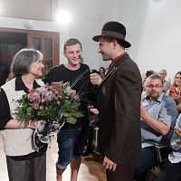 20191107224518-fd7084e3-me