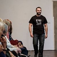 20181104174341-348876a1-me