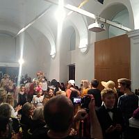 20191107230612-5ad6a484-la