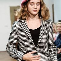 20191107220417-0ecb1536-me