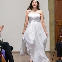 20170401175103-4a83a832-me