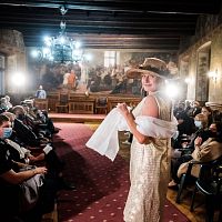 20201007010048-3b231355-la