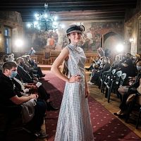 20201007010058-08ed4503-la