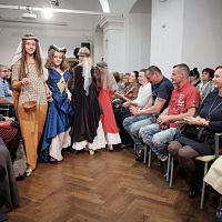 20191107215246-d5f118fb-me