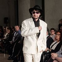 20181104195926-82148a7d-me