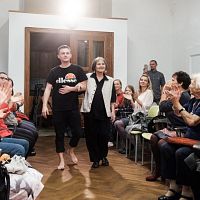 20181104184454-8b72fec4-me