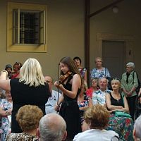 20170629230440-6305f8ee-me