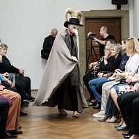 20191107205350-f13317a5-la