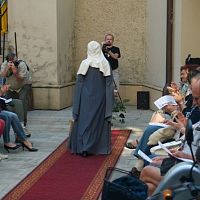 20170629232449-a3ffedf7-me