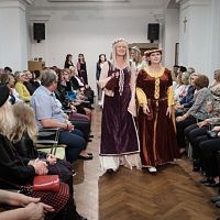 20191107214920-38c21dc5-me