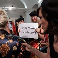 20191107213214-cbc66149-me