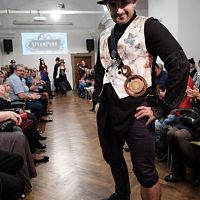 20191107221758-e201f603-me