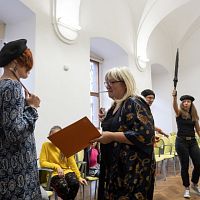 20191107203216-1cf24500-la