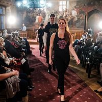 20201007010204-f6f4e4d7-la