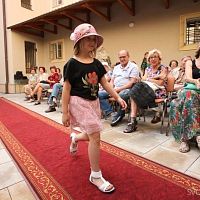 20170629215642-efdfea54-me