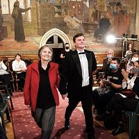 20201007132356-698a9a29-la