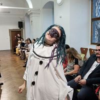 20181104184004-eba7e104-me