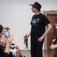 20181104162742-62f73444-me