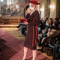 20201007132140-f1e35be8-la