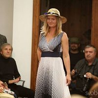 20191107230744-fd1d71b8-me