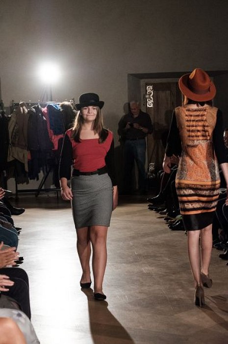 20181104200244-44a0ffbc-me