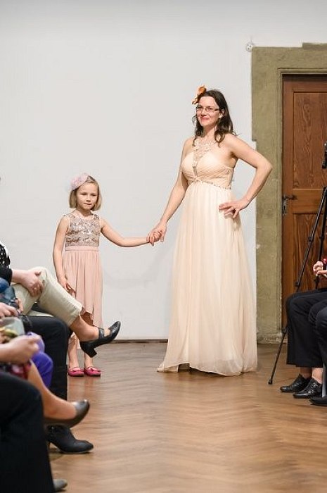 20170401174912-16253625-me