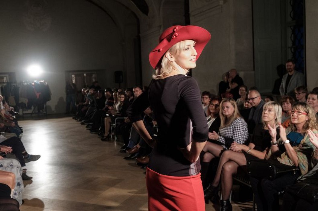 20181104200038-db9d2010-me