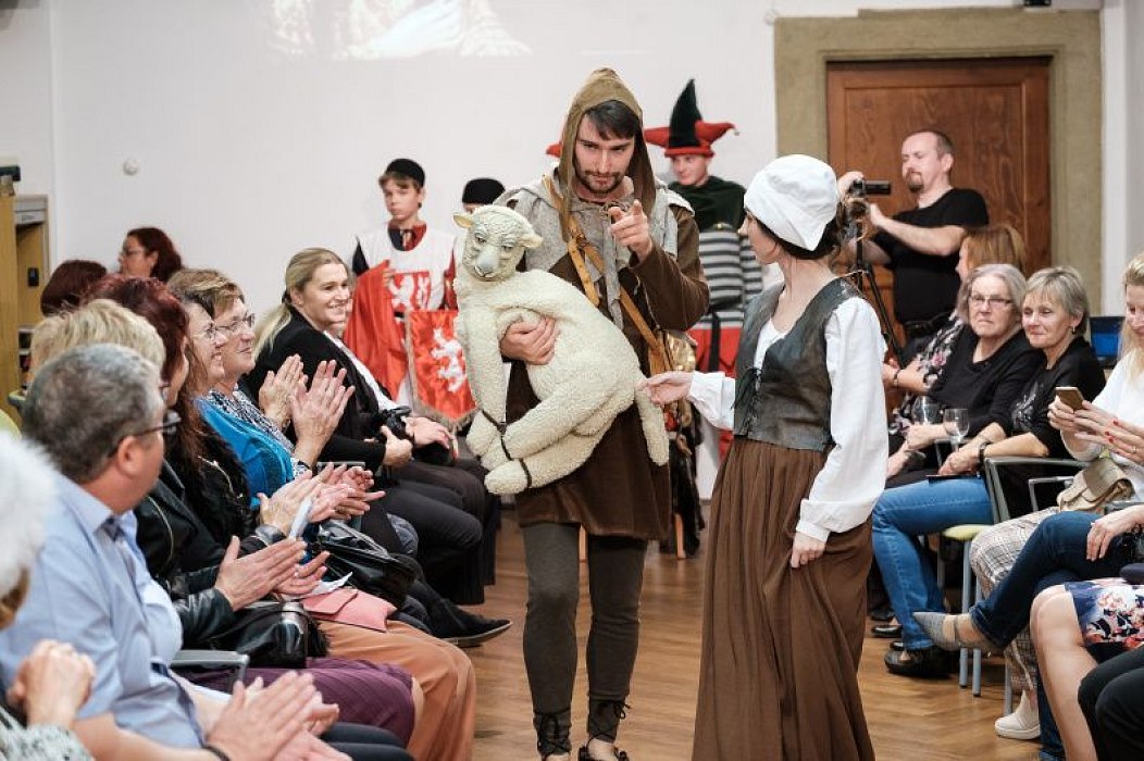 20191107214155-2cd5a709-me